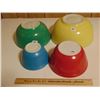 Image 3 : PYREX SET OF 4 BOWLS (1950s)