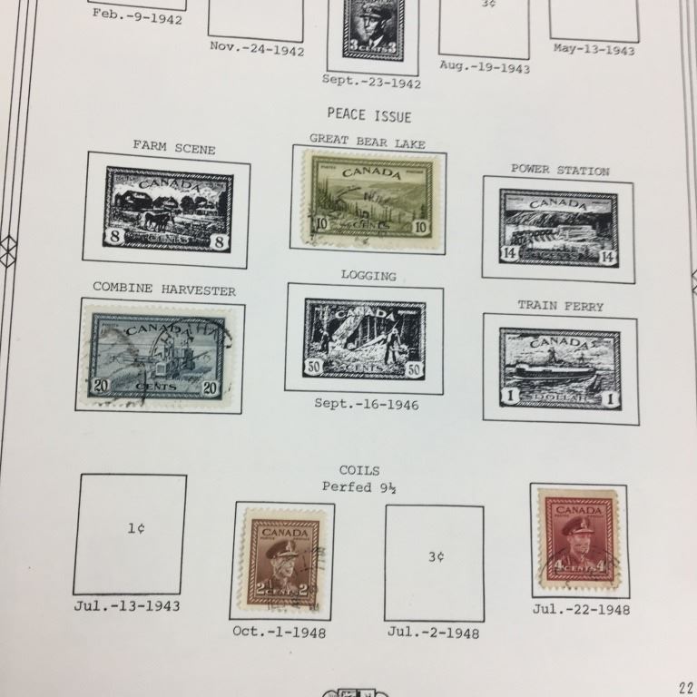 VINTAGE (CANADA) STAMP ALBUM W/MANY STAMPS
