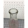 Image 3 : GLASS QUART SIZED MILK BOTTLE *CHIPPED* (PRINCE ALBERT DAIRY)