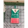 Image 2 : LOT OF SEWING MACHINE ATTACHMENTS (SINGER) & OIL CAN