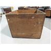 Image 2 : WOODEN BUTTER BOX (CANADIAN)