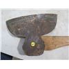 Image 2 : BROAD AXE
