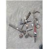 Image 1 : LOT OF 4 - NAIL PULLER, AUGER BIT, 2 HAND DRILLS