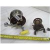 Image 1 : 2 FISHING REELS *BAKELITE*  (PENN #309 & SMALL BAKELITE)