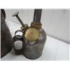 Image 3 : ½ GAL. OIL DISPENSER *RUSTED* & OILER