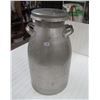 Image 1 : 10 GAL. STAINLESS STEEL CREAM CAN W/LID (MADE BY FIRESTONE, SANALOY)