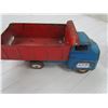Image 2 : DUMP TRUCK *W/STEEL WHEELS* & PARTS TRUCK *BOTH METAL*