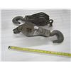 Image 1 : 2  BLOCK PULLEYS & HOOKS, *16", EX. COND*