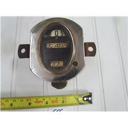SPEEDOMETER #3628 (MADE IN U.S.A)