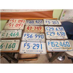 1970s LICENSE PLATES (QTY 12)