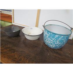 3 PCS GRANITE WARE