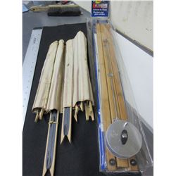 New Extreme Ice Classic Ice Fishing Tip Up and 8 Jigger Sticks with line & hooks