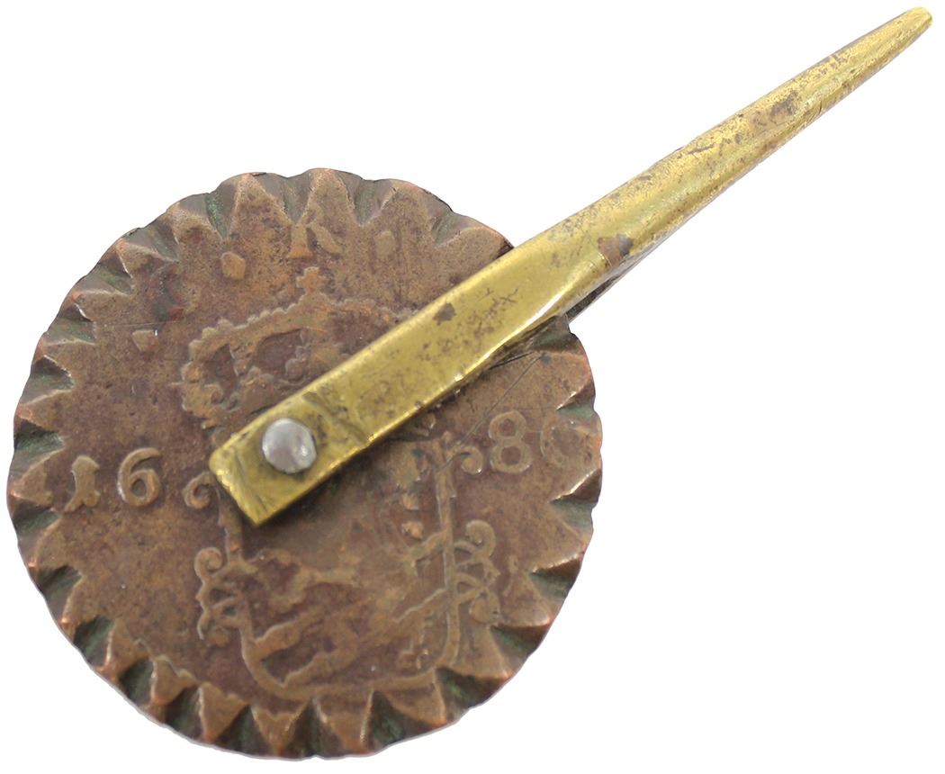 Leatherworking Tool 1700s Made From A Sweden Avesta Mint Copper 1 Ore Dated 1680 Leatherworking tool 1700s made from a sweden avesta mint copper 1 ore dated 1680