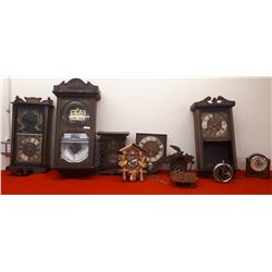 LOT OF CLOCKS VINTAGE , ANTIQUE CLOCKS