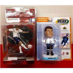 2 SPORT FIGURES IN BOX