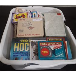 LOT OF HOCKEY CARDS