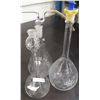 Image 1 : 3 GLASS CHEMISTRY FLASKS