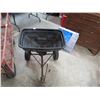 Image 1 : BROAD CAST SPREADER (AGRI FAB)