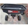 Image 2 : BROAD CAST SPREADER (AGRI FAB)