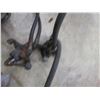 Image 3 : HYDRAULIC HOSE CONTROL, BOOSTER CABLES, GEAR BOX