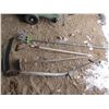 Image 2 : LOT OF GARDEN TOOLS & SCYTHE