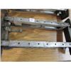 Image 2 : DRYWALL STILTS