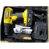 Image 2 : CORDLESS DRILL (DEWALT) *18 VOLT, BATTERY & CHARGER*
