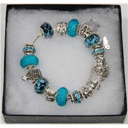 NEW! PANDORA STYLE CHARM BRACELET