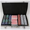Image 1 : POKER SET IN METAL CASE.