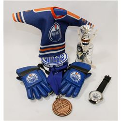 LOT OF NHL MEMORABILIA INCLUDES GRANT FUHR SIGNED
