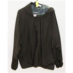 NEW MENS U OF M FULL BUTTON UP FALL/3 SEASON