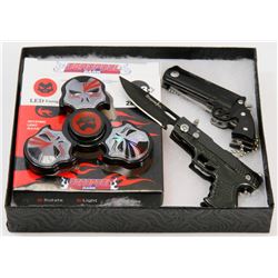 TWO GUN STYLE KNIVES KEYCHAIN SOLD WITH