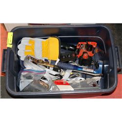 TOTE OF ASSORTED TOOLS