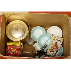 BOX OF 1950S BARWARE.
