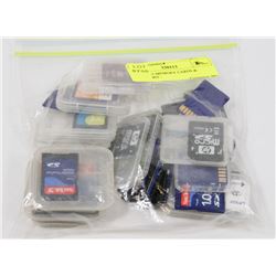 BAG W/35 MEMORY CARDS & ADAPTORS -