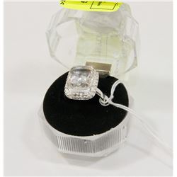 #83-WHITE TOPAZ GEMSTONE RING