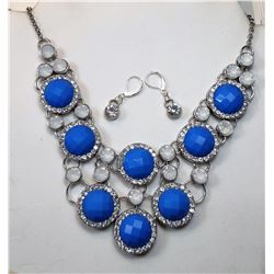 14)  BLUE, WHITE & CLEAR CRYSTAL