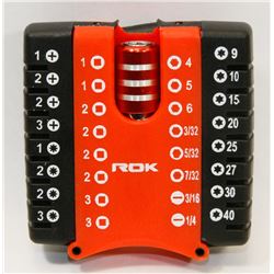 NEW! 33PC SCREWDRIVER BIT SET