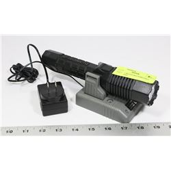 PELICAN 760 LED RECHARGABLE FLASHLIGHT.