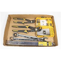 FLAT OF ALL DEWALT TOOLS  INCLUDES 12" HEX