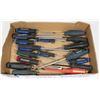 Image 1 : 16 PLUS PC MASTERCRAFT SCREWDRIVER LOT
