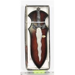 UNITED CUTLERY KIT RAE FANTASY KNIFE