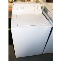 AMANA WHITE TOP LOAD WASHER.