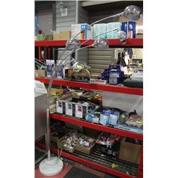 SHOWHOME SPIDER LAMP