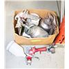 Image 1 : BOX OF PAINT GUNS