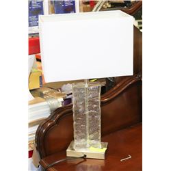 SHOW HOME CLEAR & METAL LAMP
