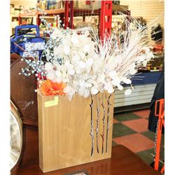 SHOW HOME CENTRE PIECE