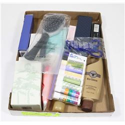 LOT OF ASSORTED NEW AVON HEALTH/BEAUTY PRODUCTS