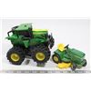 Image 1 : PAIR OF JOHN DEERE TRACTOR MODELS
