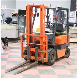 FEATURED TOYOTA 15 LPG 2 STAGE FORKLIFT